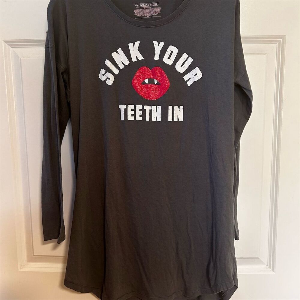 Victoria's Secret Women's Gray Graphic Long Sleeve Tee "Sink Your Teeth In"